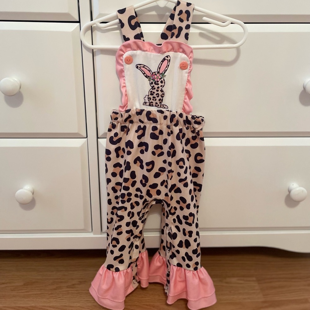 Baby girl romper/jumpsuit